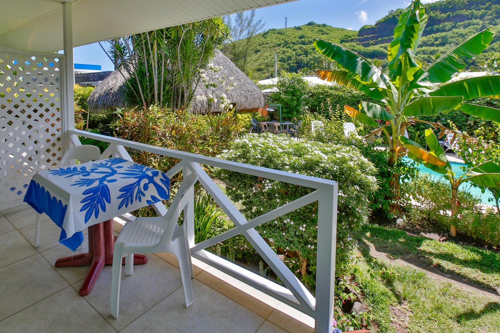 Pension De La Plage Punaauia  Exteriör bild