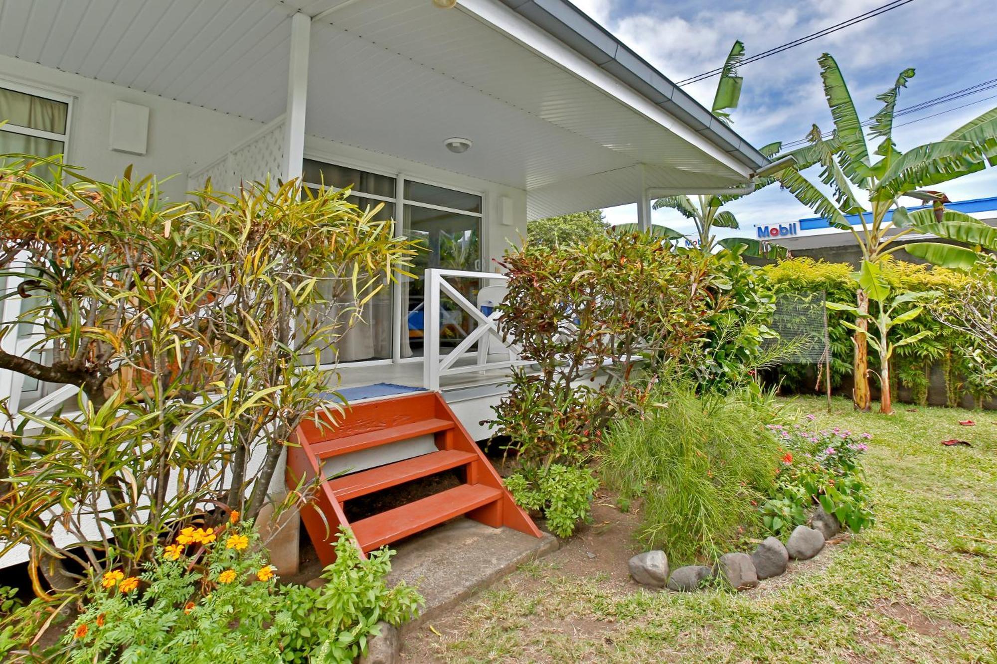 Pension De La Plage Punaauia  Exteriör bild